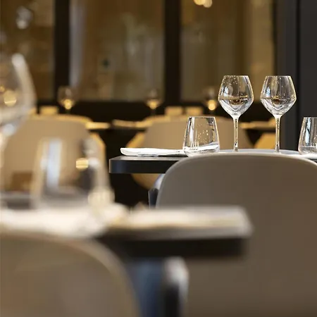 Hilton Garden La Hotel 4*