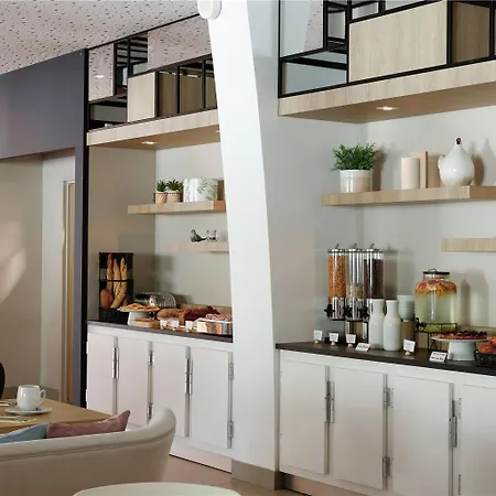 Hilton Garden La 4* Paris