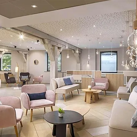 Hilton Garden La 4*