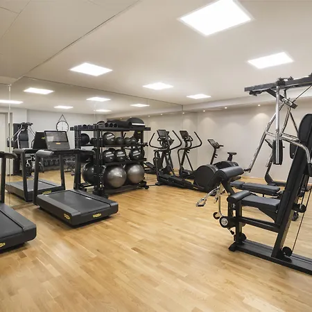 Hilton Garden La Hotel 4*