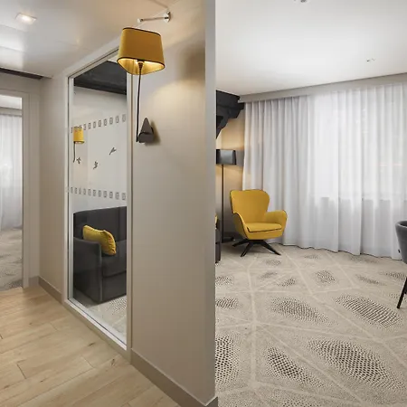 Hilton Garden La 4* Paris
