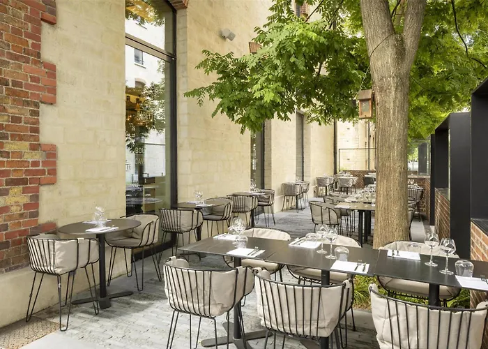 酒店 Hilton Garden La 4*