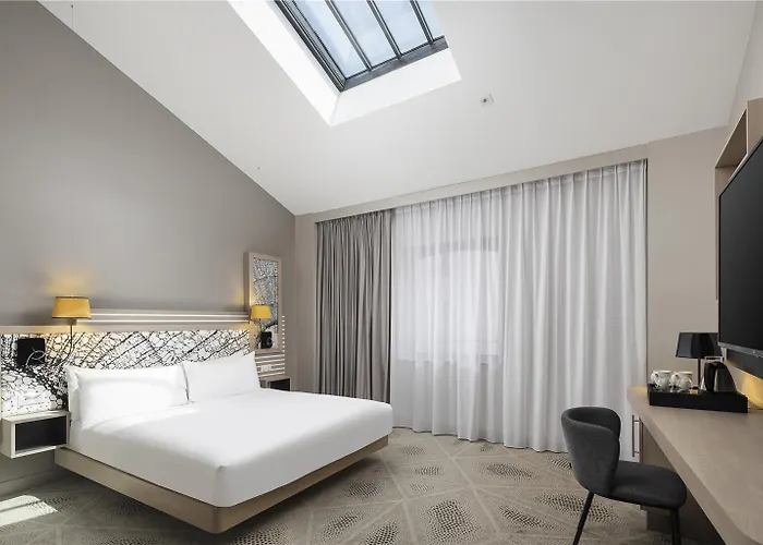 Hilton Garden La Hotel 4*