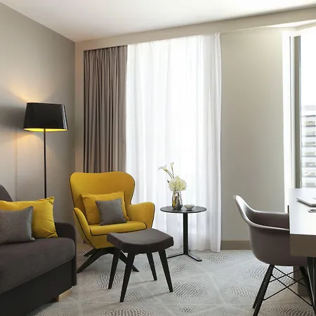 Ξενοδοχείο Hilton Garden La