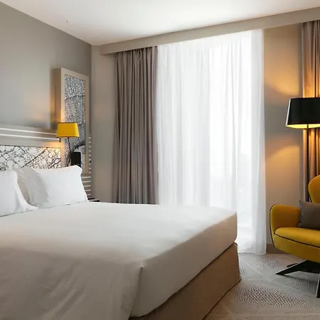 Hotel Hilton Garden La