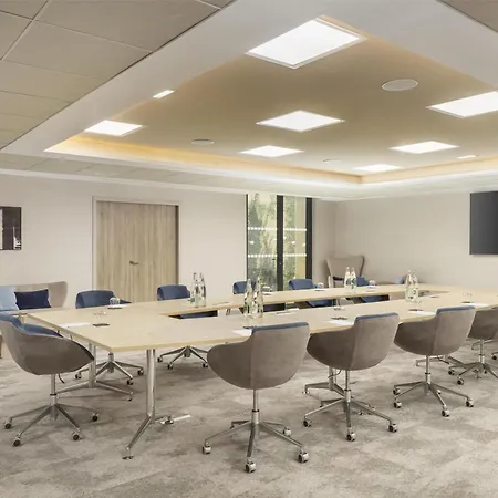 Hilton Garden La 4* Παρίσι